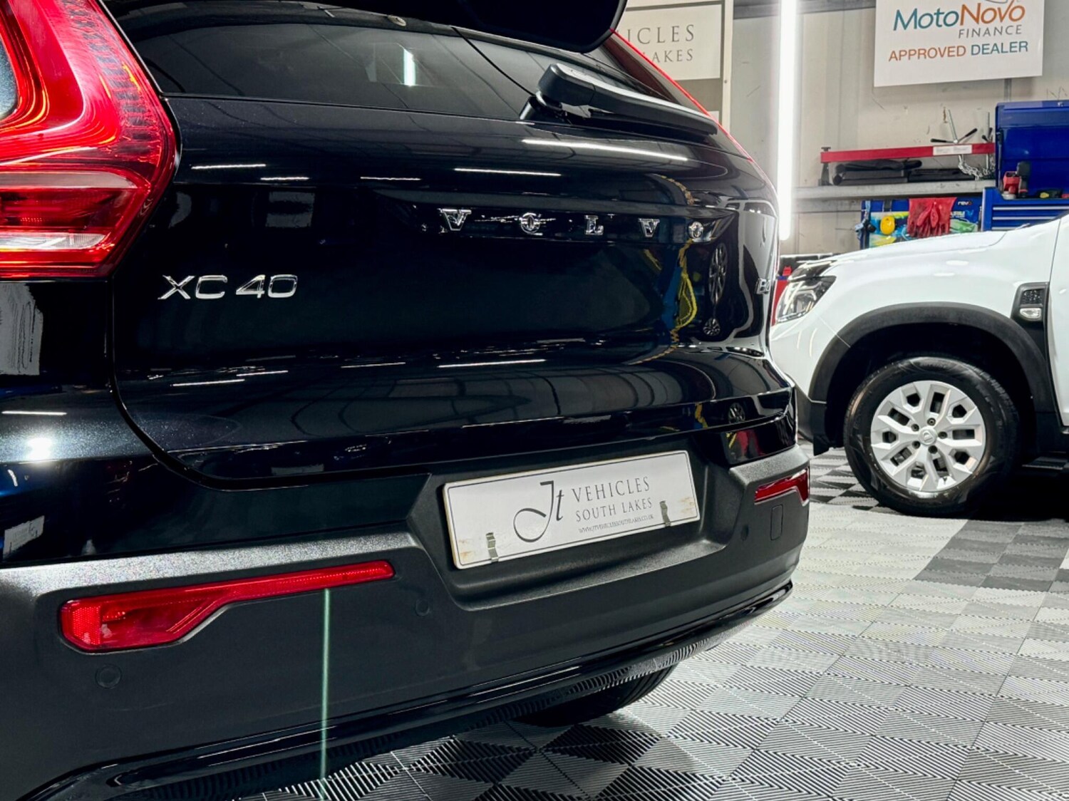 Used Volvo XC40 2023 for sale - 77574607: Photo 97