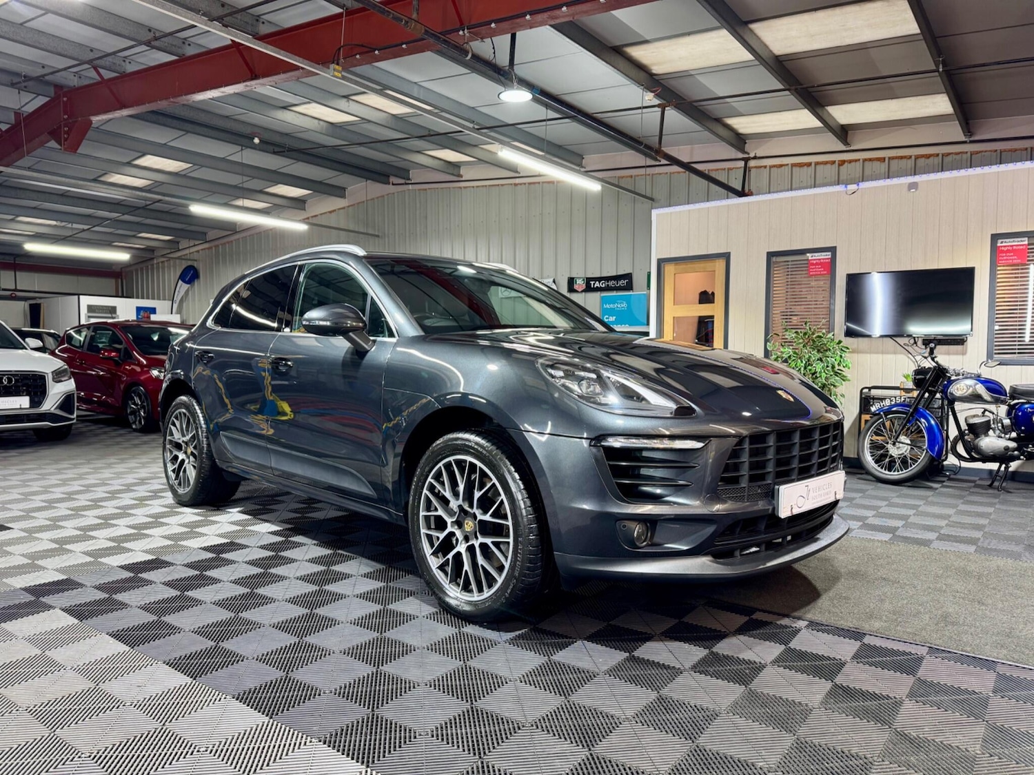 Used Porsche Macan 2017 for sale - 78086853: Photo 5