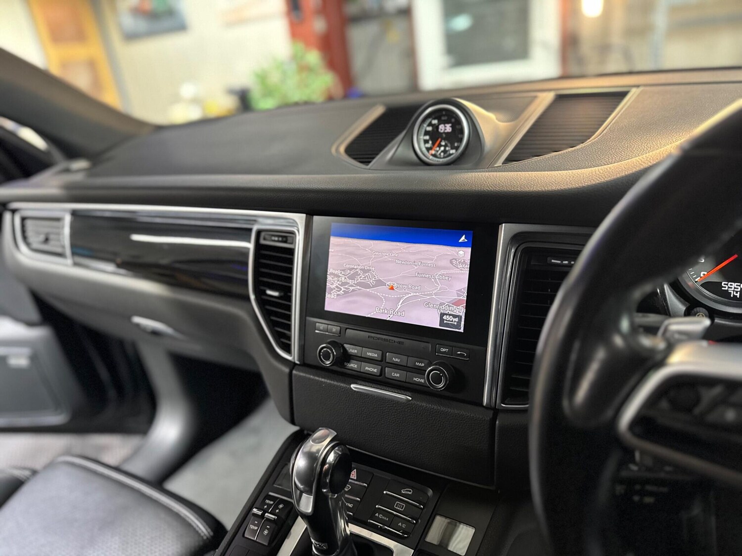 Used Porsche Macan 2017 for sale - 78086853: Photo 60