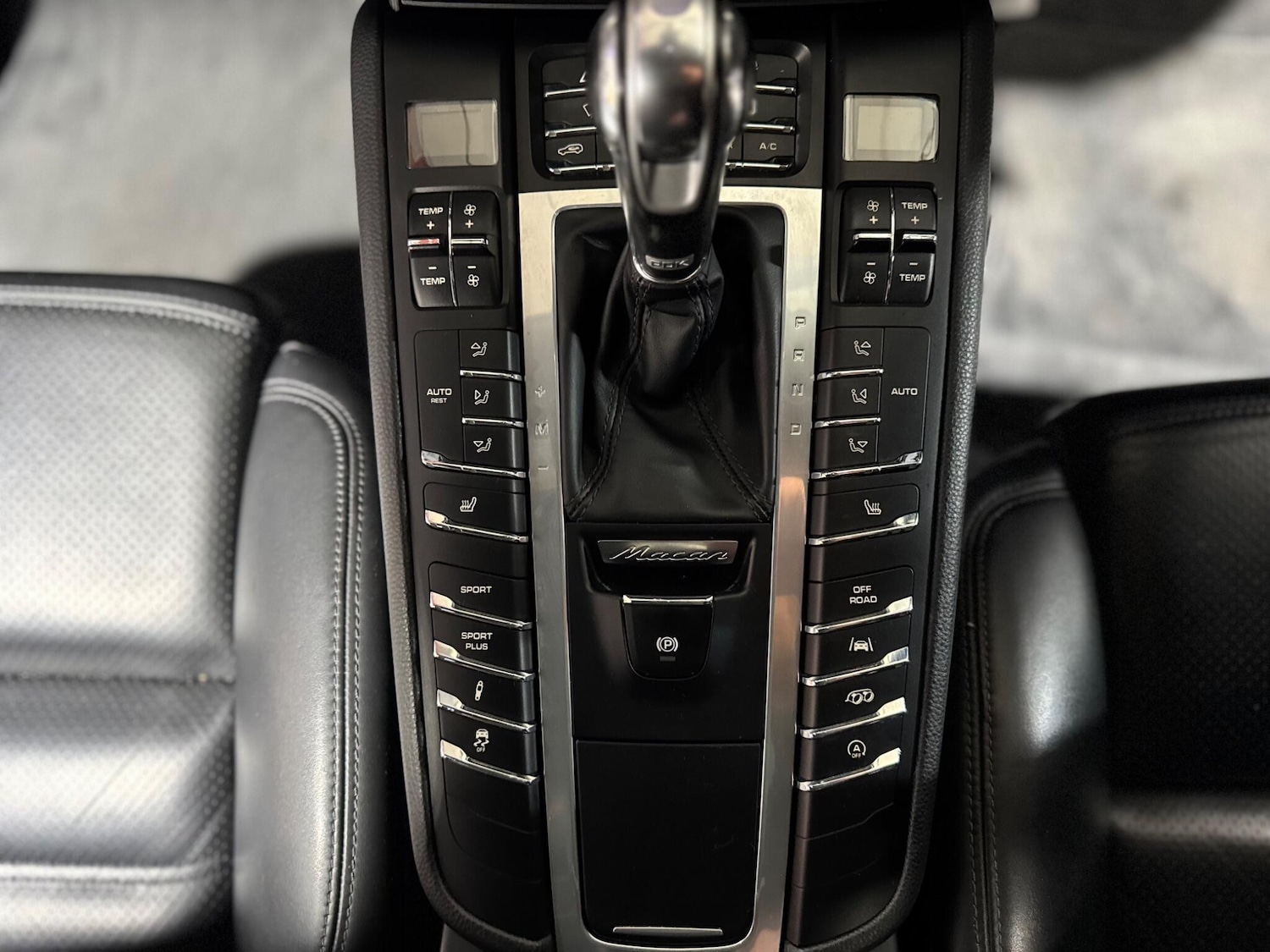 Used Porsche Macan 2017 for sale - 78086853: Photo 61