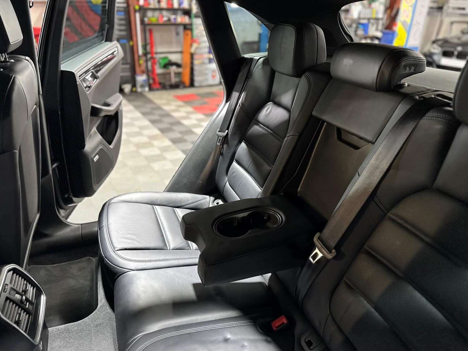 Used Porsche Macan 2017 for sale - 78086853: Photo 79