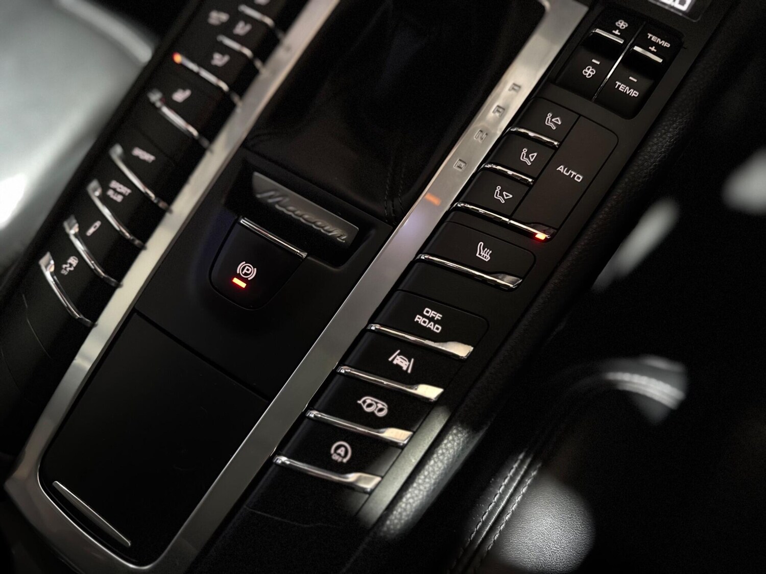 Used Porsche Macan 2017 for sale - 78086853: Photo 82