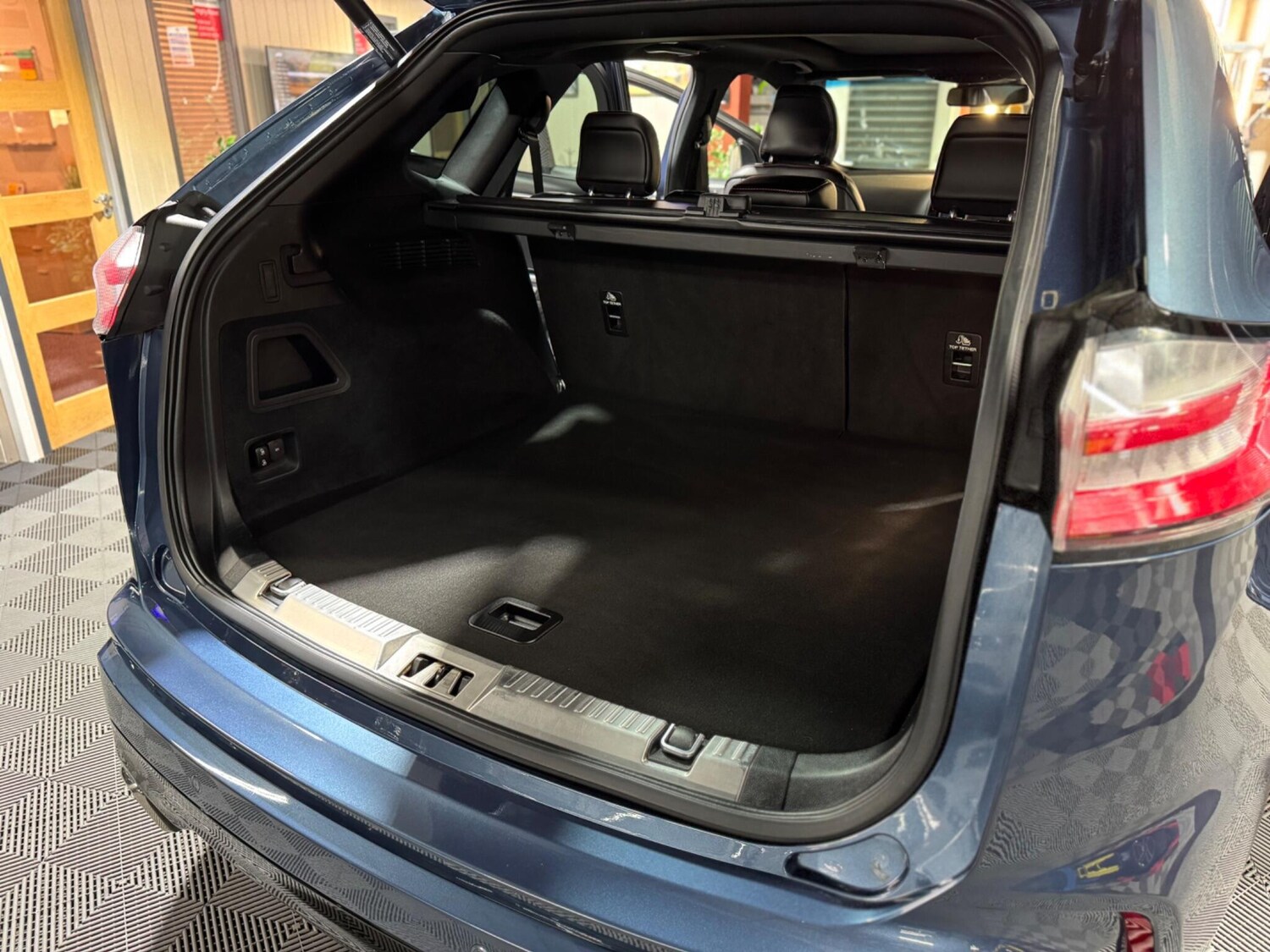 Used Ford Edge for sale - 77940674: Photo 67