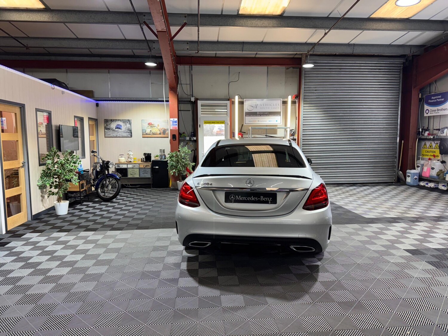 Used Mercedes-Benz C Class 2020 for sale - 77574129: Photo 24