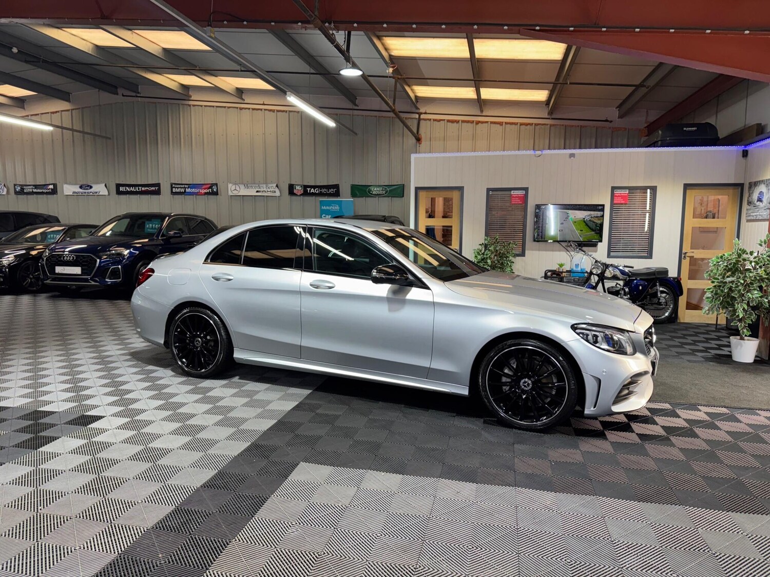 Used Mercedes-Benz C Class 2020 for sale - 77574129: Photo 29