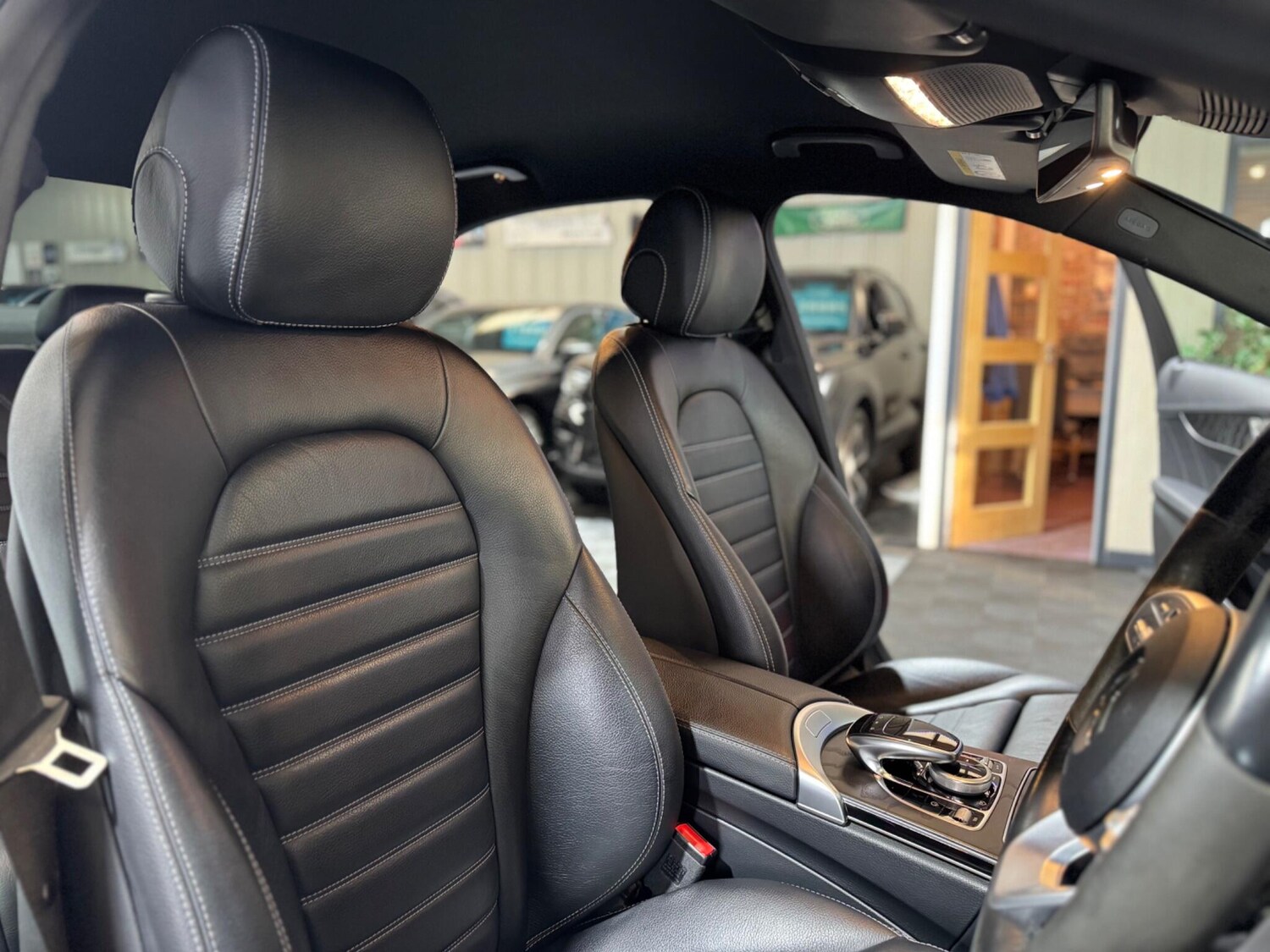 Used Mercedes-Benz C Class 2020 for sale - 77574129: Photo 39