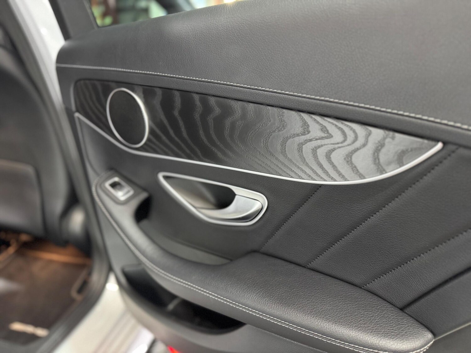 Used Mercedes-Benz C Class 2020 for sale - 77574129: Photo 52