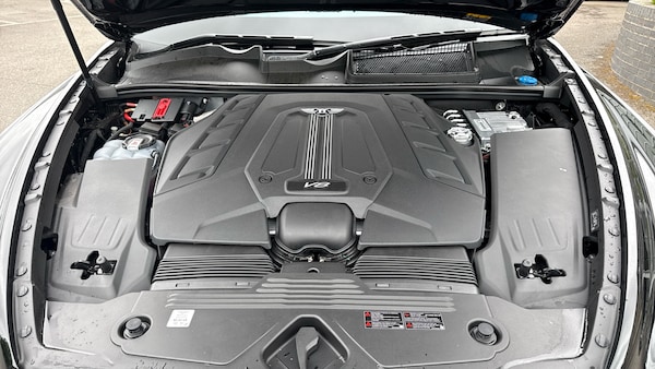 Used Bentley Bentayga 2025 for sale - 76211649: Photo 12
