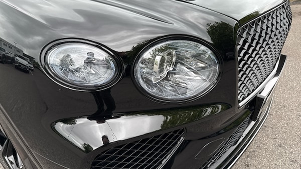 Used Bentley Bentayga 2025 for sale - 76211649: Photo 9