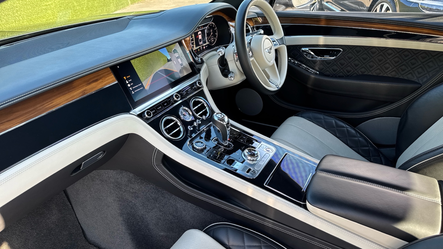 Used Bentley Continental 2019 for sale - 78154752: Photo 2