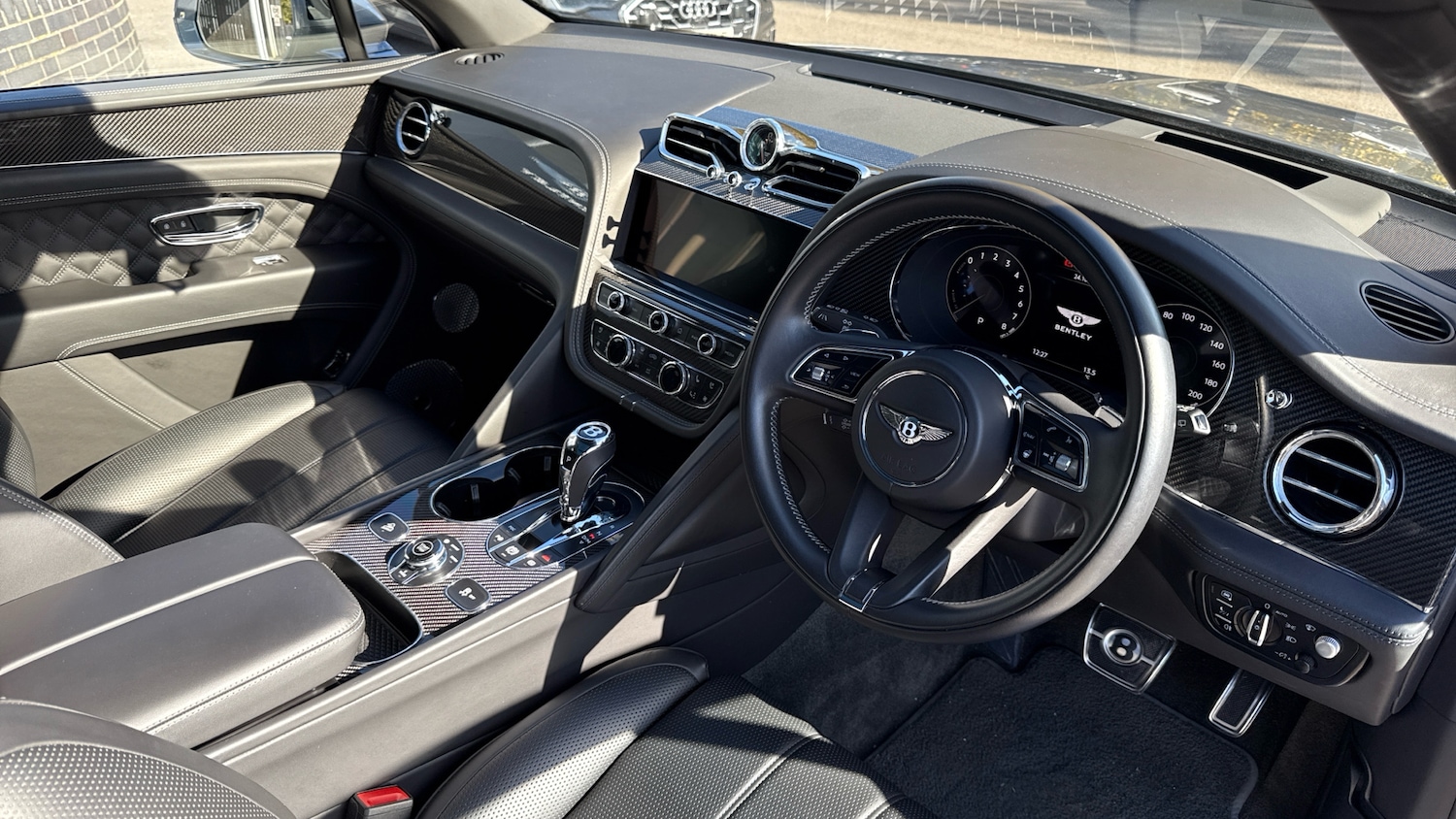 Used Bentley Bentayga 2022 for sale - 77822128: Photo 14