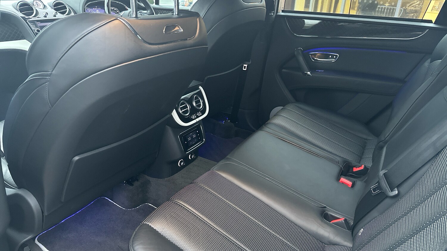 Used Bentley Bentayga 2020 for sale - 77595099: Photo 15