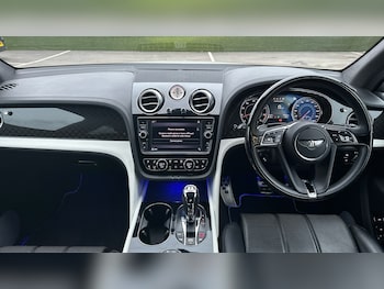 Used Bentley Bentayga 2020 for sale - 77595099: Photo