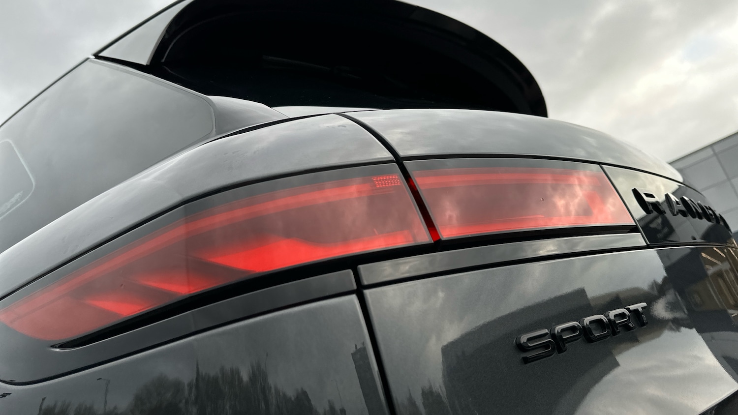 Used Land Rover Range Rover Sport 2024 for sale - 76974223: Photo 10