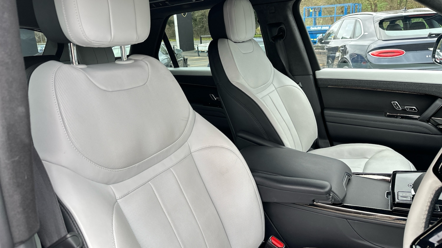 Used Land Rover Range Rover Sport 2024 for sale - 76974223: Photo 22