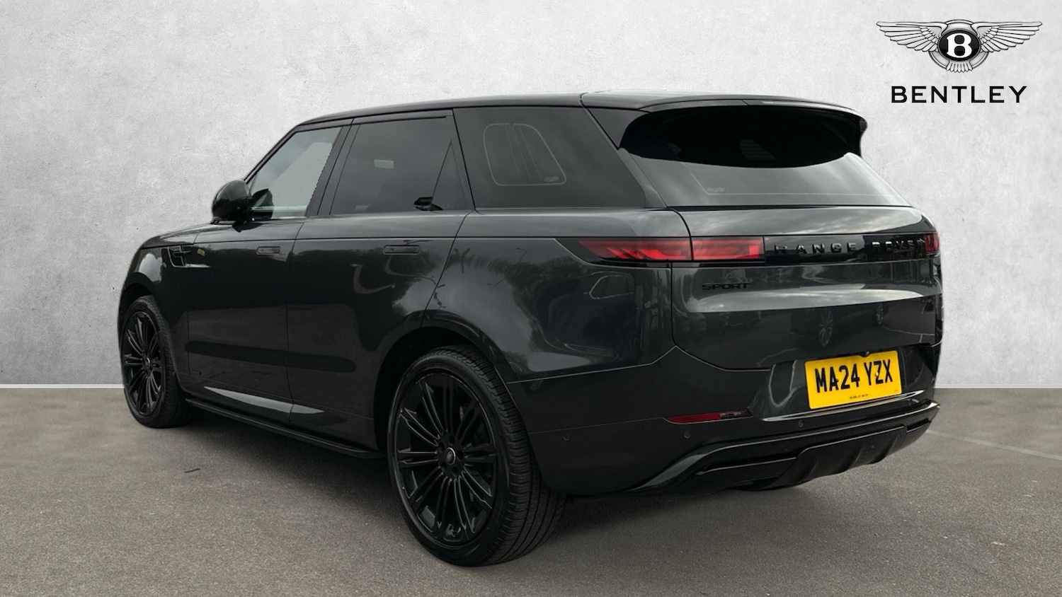 Used Land Rover Range Rover Sport 2024 for sale - 76974223: Photo 3