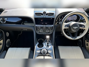 Used Bentley Bentayga 2022 for sale - 79346554: Photo