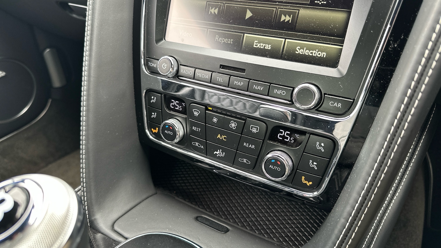 Used Bentley Continental 2016 for sale - 77409413: Photo 24