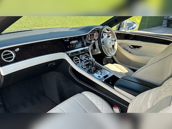 Used Bentley Continental 2019 for sale - 76010619: Photo 2
