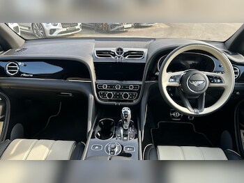 Used Bentley Bentayga 2022 for sale - 79060001: Photo