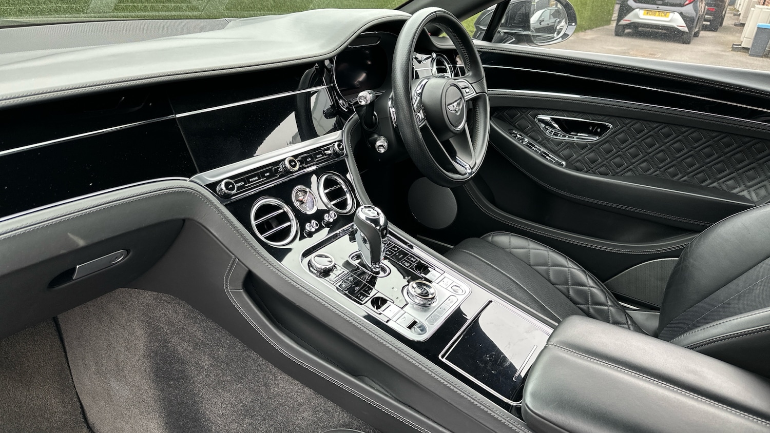 Used Bentley Continental 2019 for sale - 76211665: Photo 2