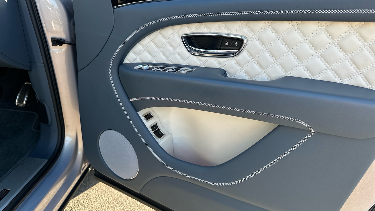 Used Bentley Bentayga 2021 for sale - 76305190: Photo 20