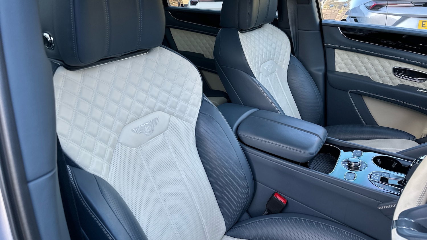 Used Bentley Bentayga 2021 for sale - 76305190: Photo 22