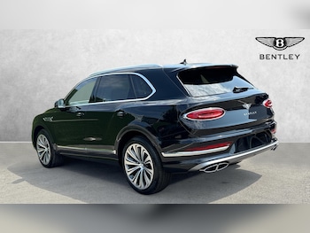 Used Bentley Bentayga 2025 for sale - 79267044: Photo