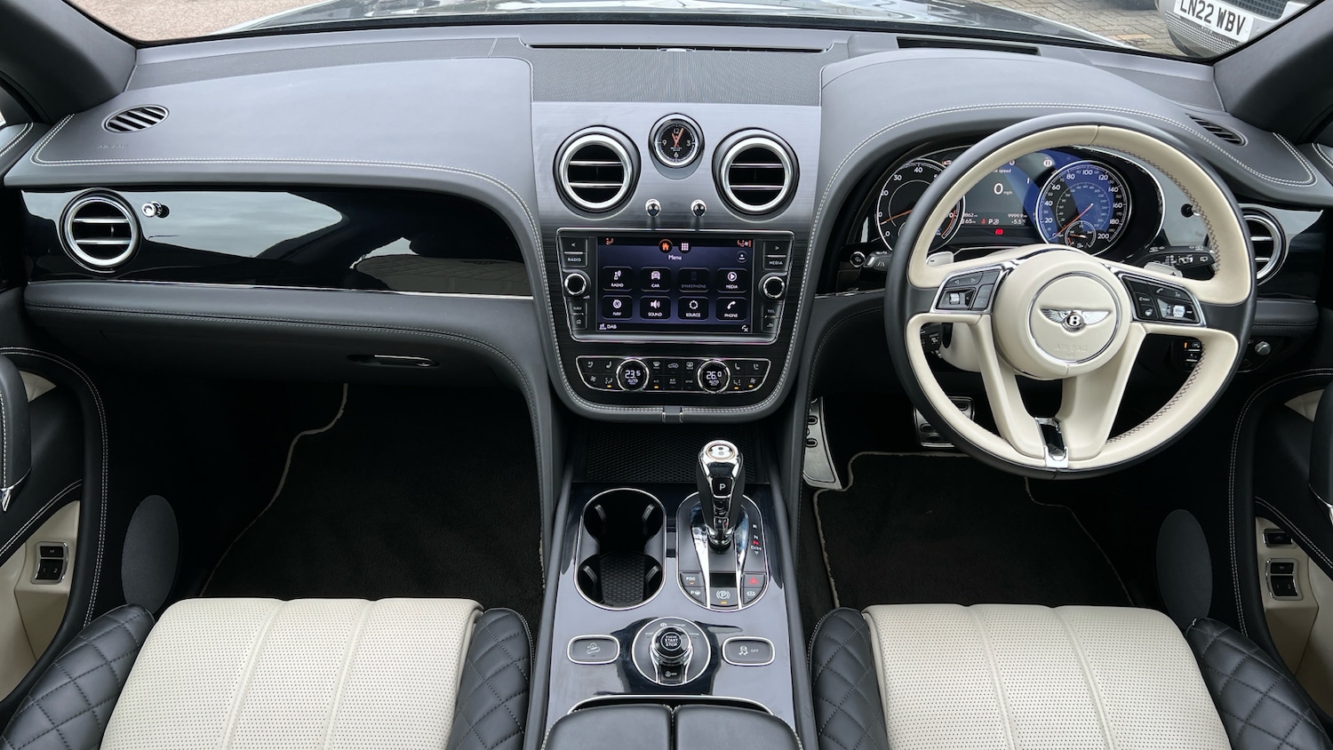 Used Bentley Bentayga 2019 for sale - 77906381: Photo 9