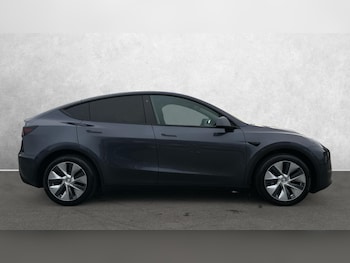 Used Tesla Model Y 2023 for sale - 76884702: Photo