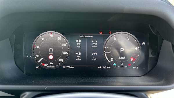 Used Land Rover Defender 2025 for sale - 75898976: Photo 17