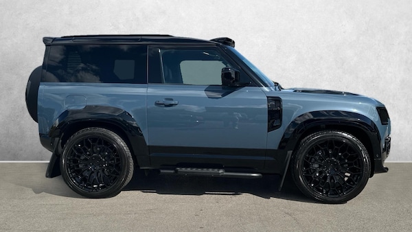 Used Land Rover Defender 2025 for sale - 75898976: Photo 2