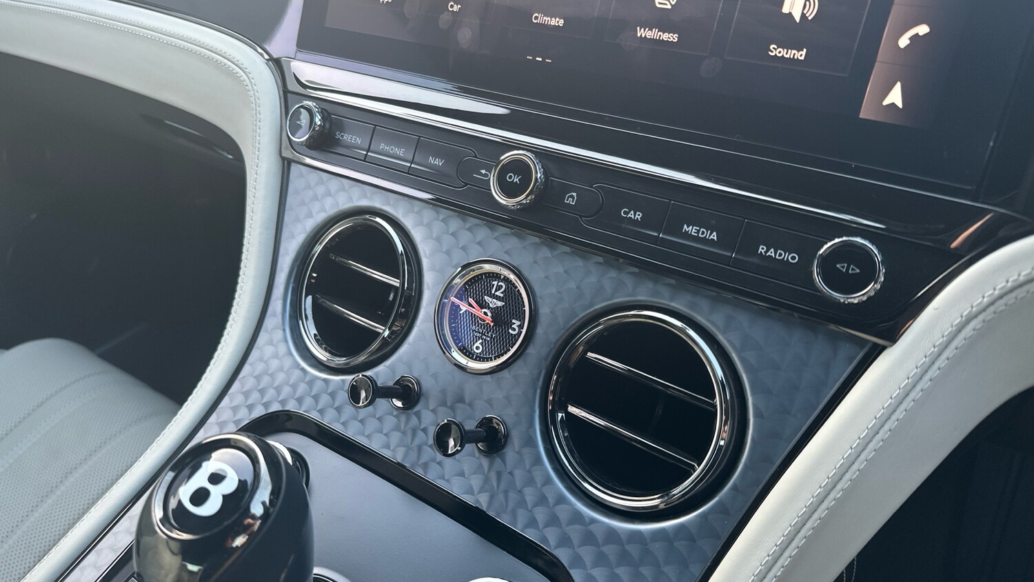 Used Bentley Continental 2025 for sale - 77452938: Photo 24