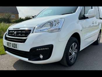 Used Peugeot Partner Tepee 2017 for sale - 74828514: Photo