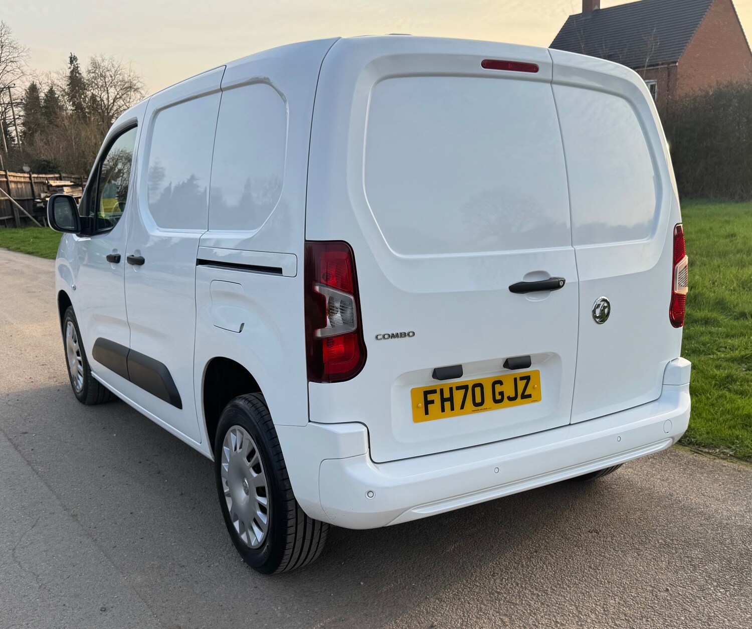 Used Vauxhall Combo 2020 for sale - 77736073: Photo 10