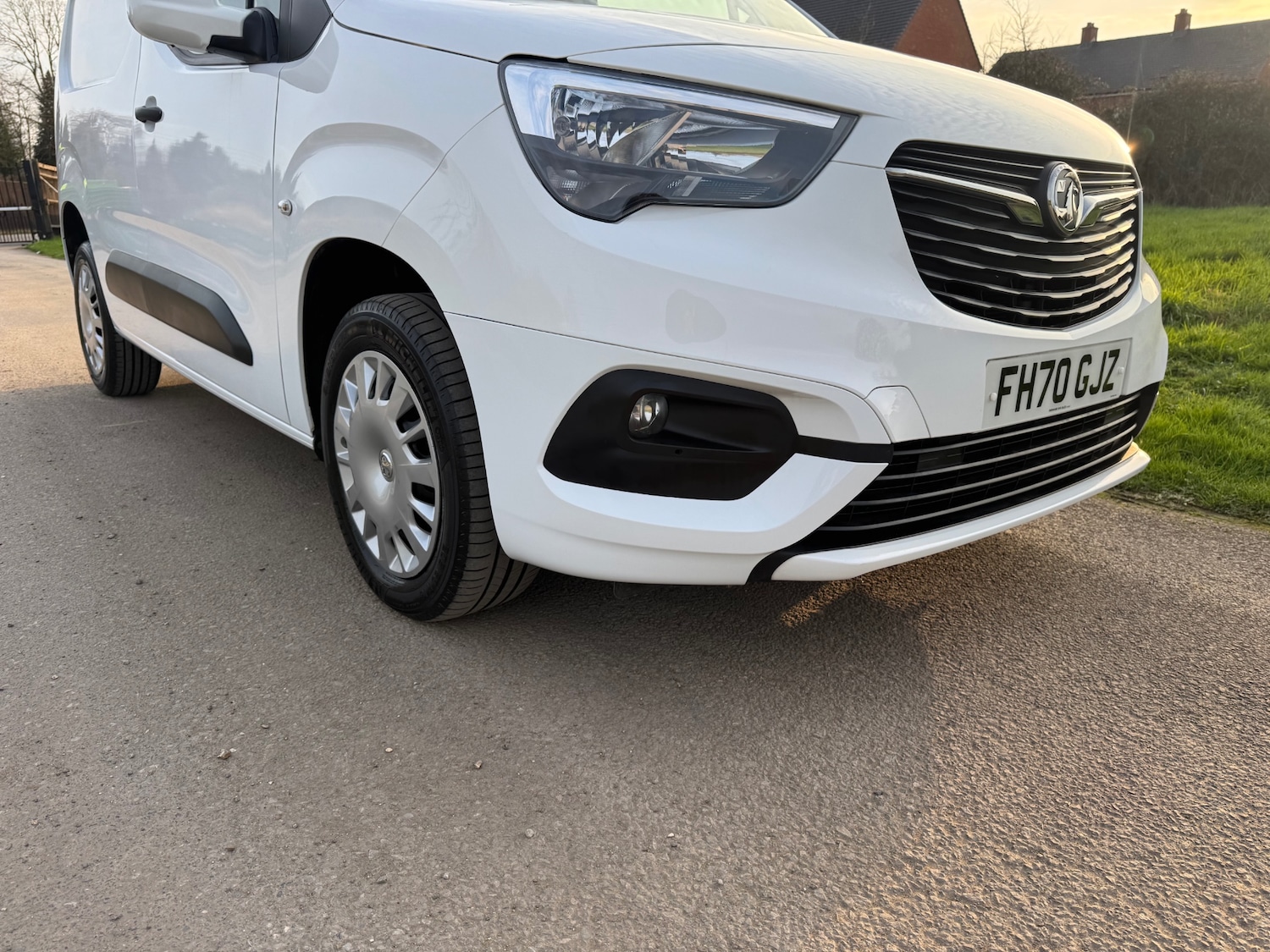 Used Vauxhall Combo 2020 for sale - 77736073: Photo 2