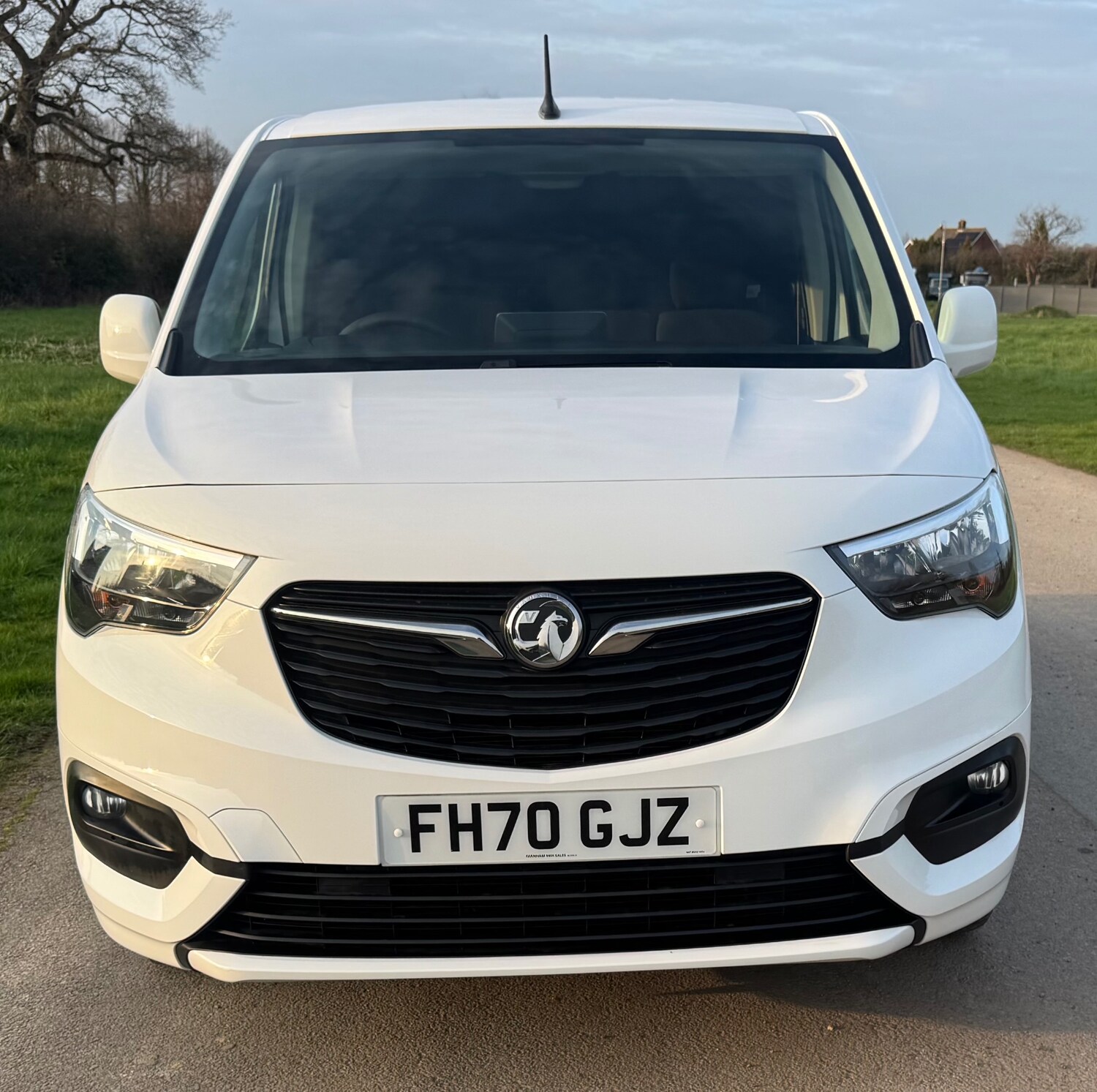 Used Vauxhall Combo 2020 for sale - 77736073: Photo 3