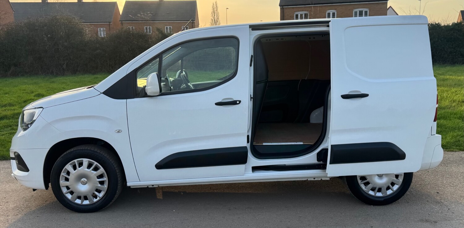 Used Vauxhall Combo 2020 for sale - 77736073: Photo 8