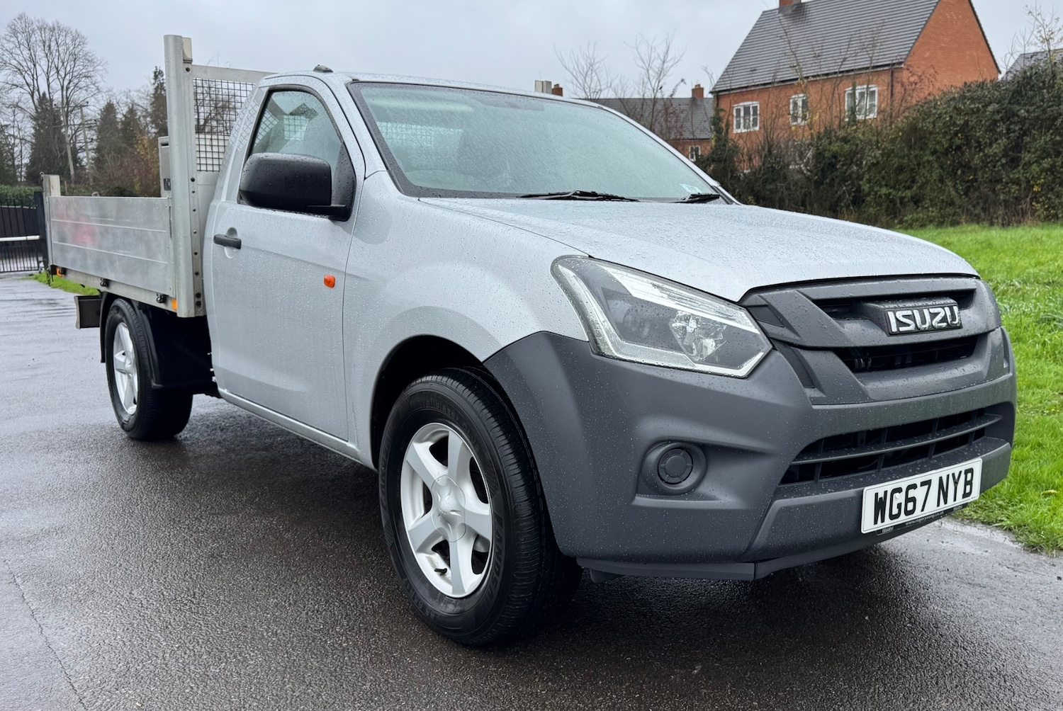 Used Isuzu D-Max 2017 for sale - 76770303: Photo 2