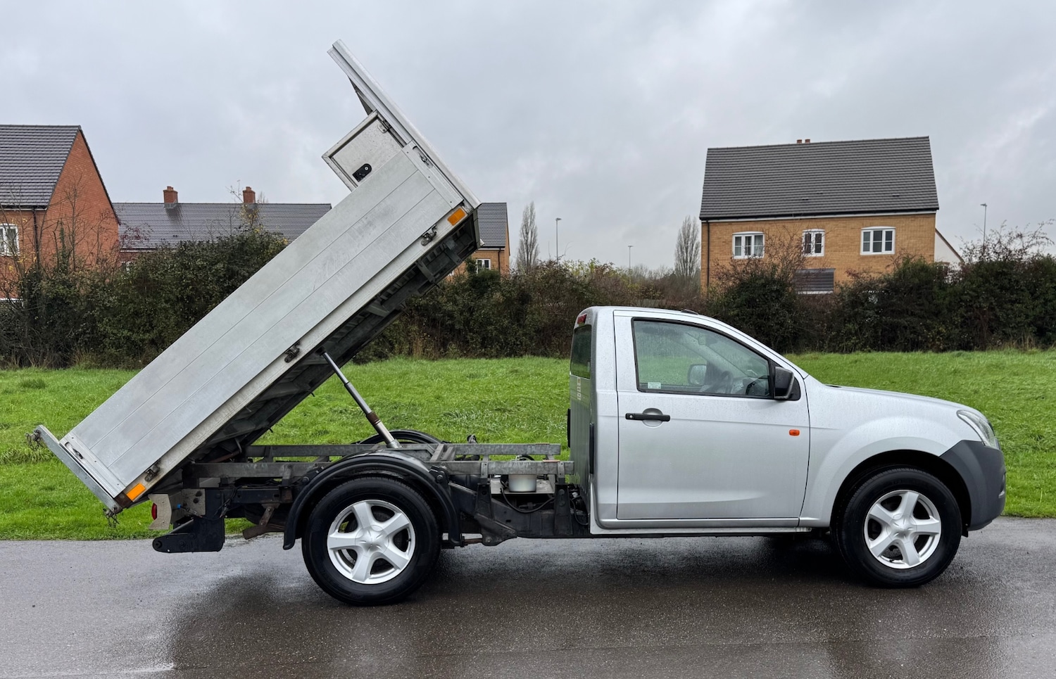 Used Isuzu D-Max 2017 for sale - 76770303: Photo 3