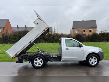 Used Isuzu D-Max 2017 for sale - 76770303: Photo