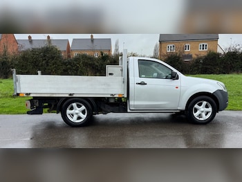 Used Isuzu D-Max 2017 for sale - 76770303: Photo