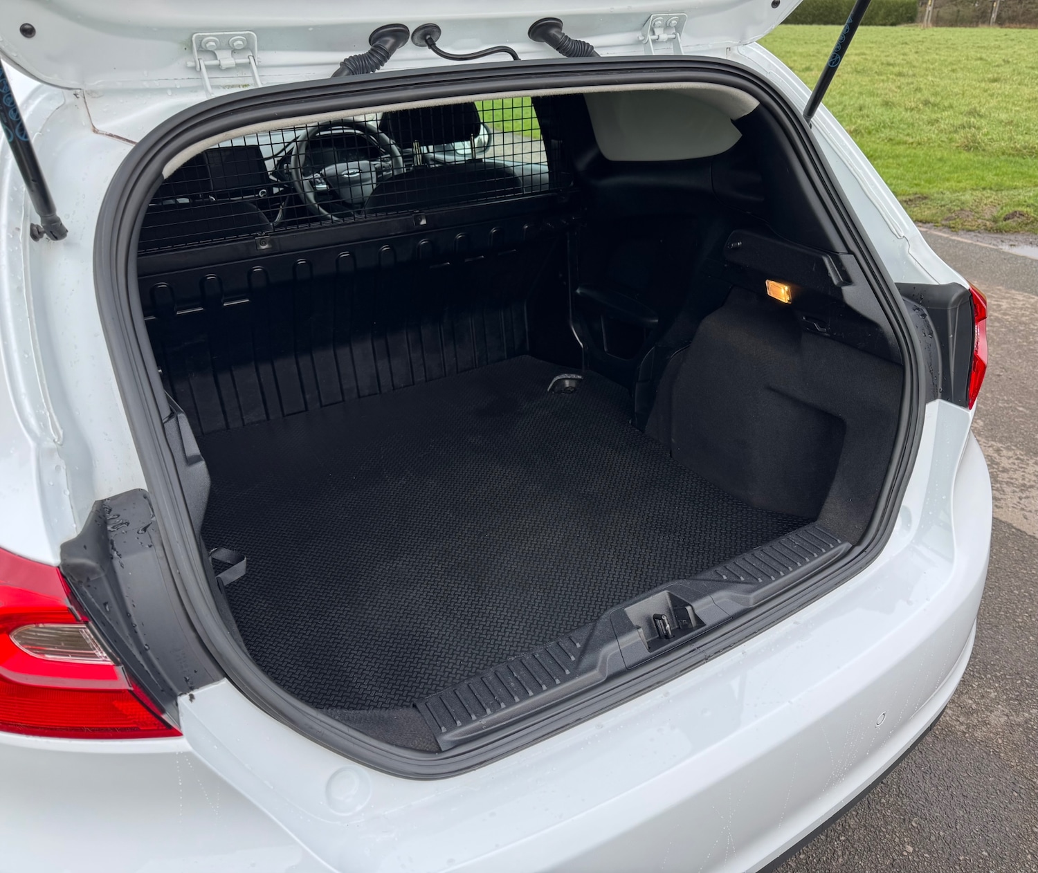 Used Ford Fiesta 2019 for sale - 77319983: Photo 31