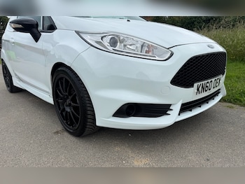 Used Ford Fiesta 2010 for sale - 79397249: Photo