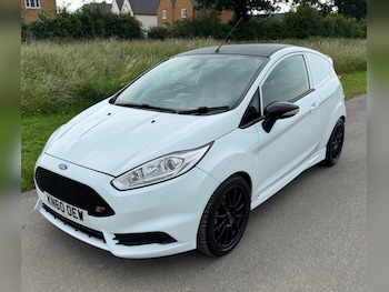 Used Ford Fiesta 2010 for sale - 79397249: Photo