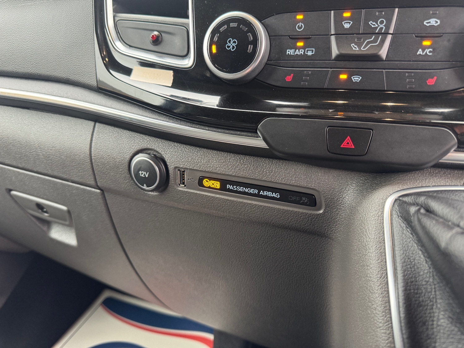 Used Ford Tourneo Custom 2018 for sale - 78018730: Photo 28