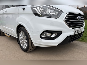 Used Ford Tourneo Custom 2018 for sale - 78018730: Photo