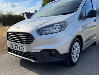 Used Ford Transit Courier 2023 for sale - 79644922: Photo