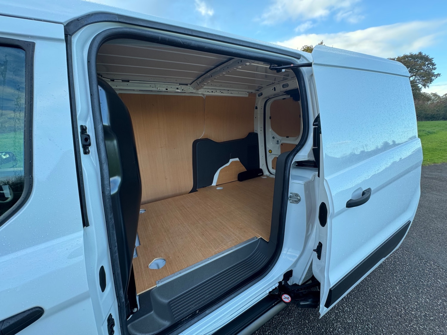 Used Ford Transit Connect 2021 for sale - 76317517: Photo 8