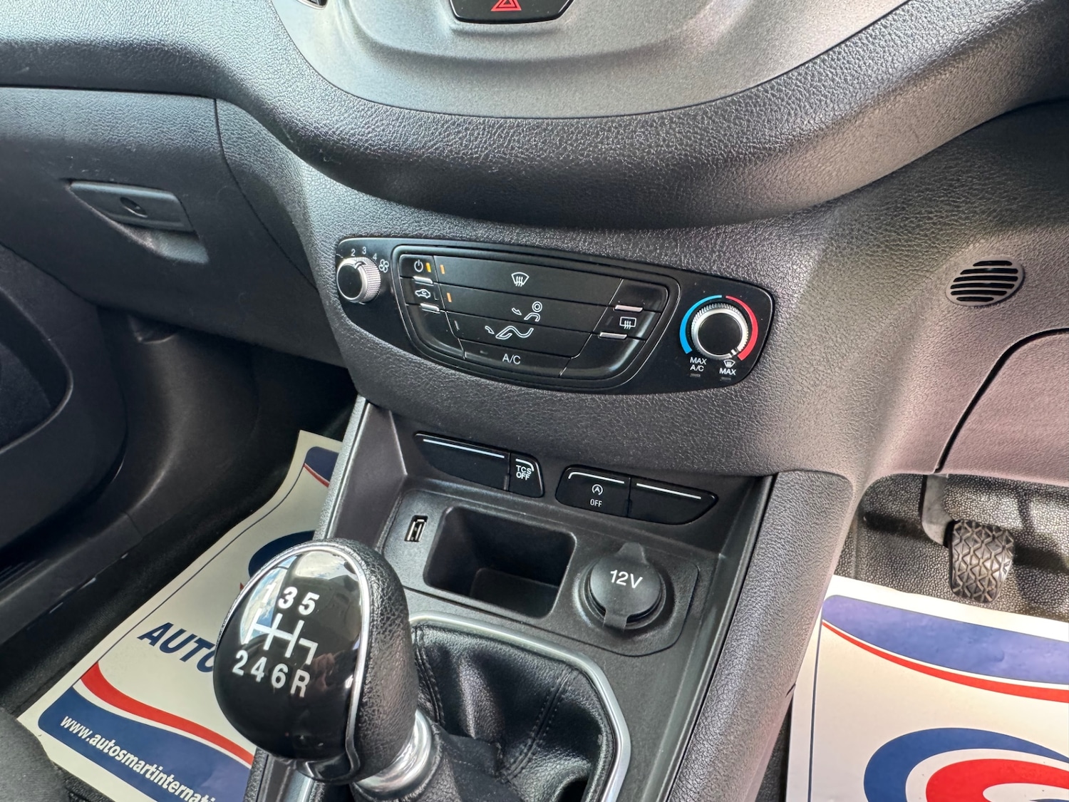 Used Ford Transit Courier 2023 for sale - 78068048: Photo 25